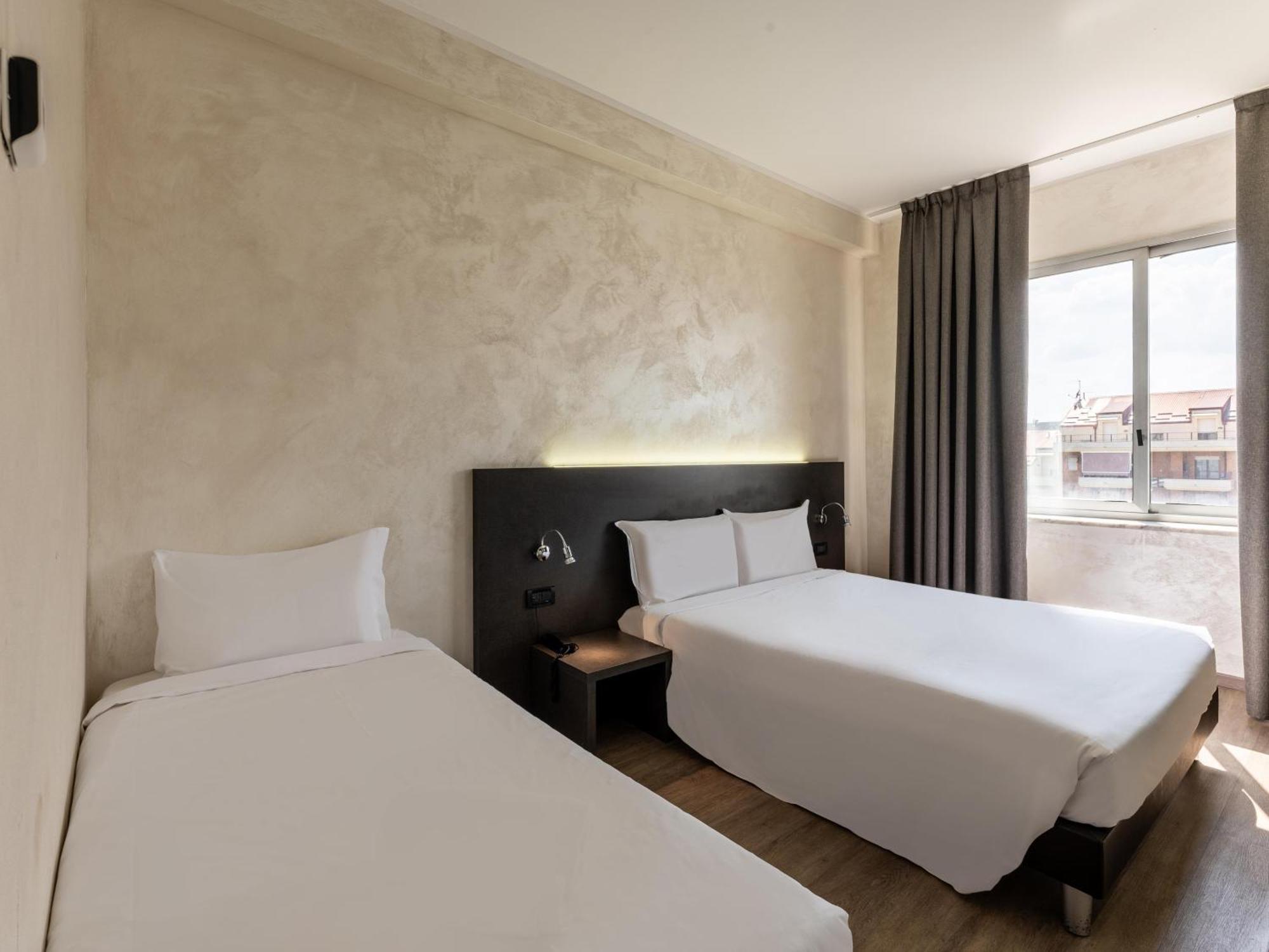 B&B Hotel 保尔格罗·托里尼斯 外观 照片