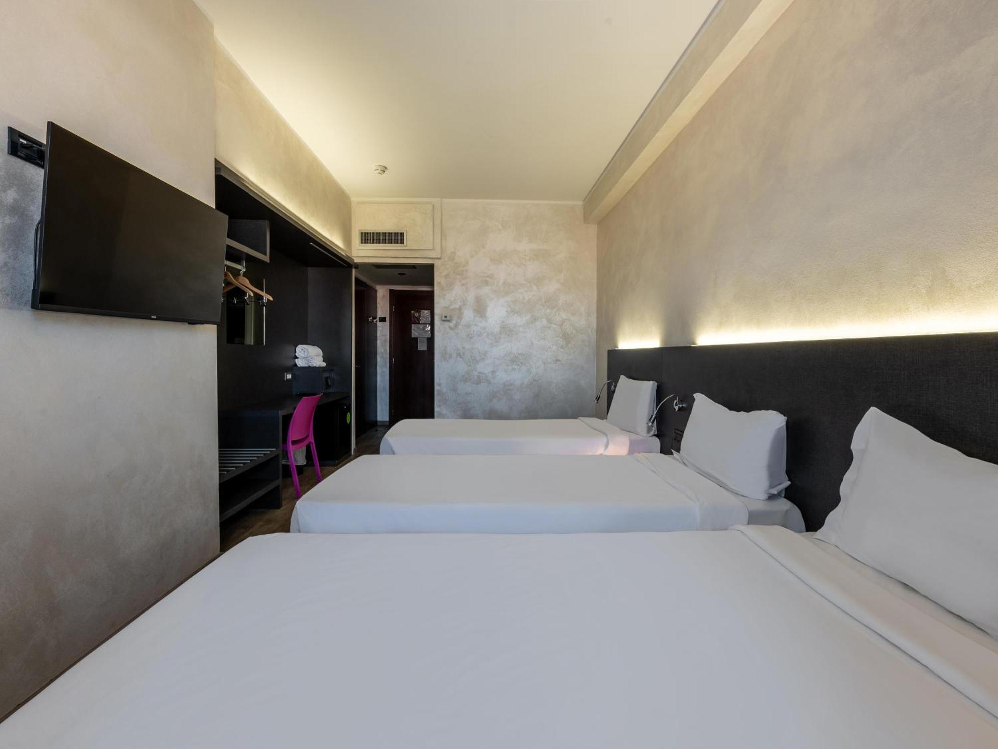 B&B Hotel 保尔格罗·托里尼斯 外观 照片