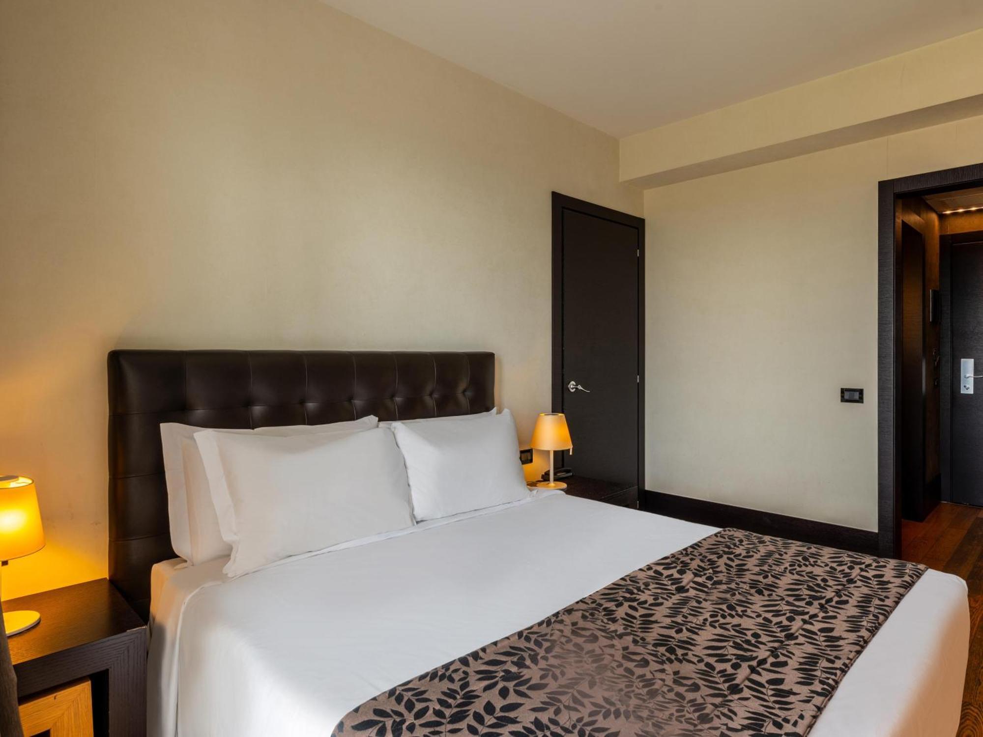B&B Hotel 保尔格罗·托里尼斯 外观 照片
