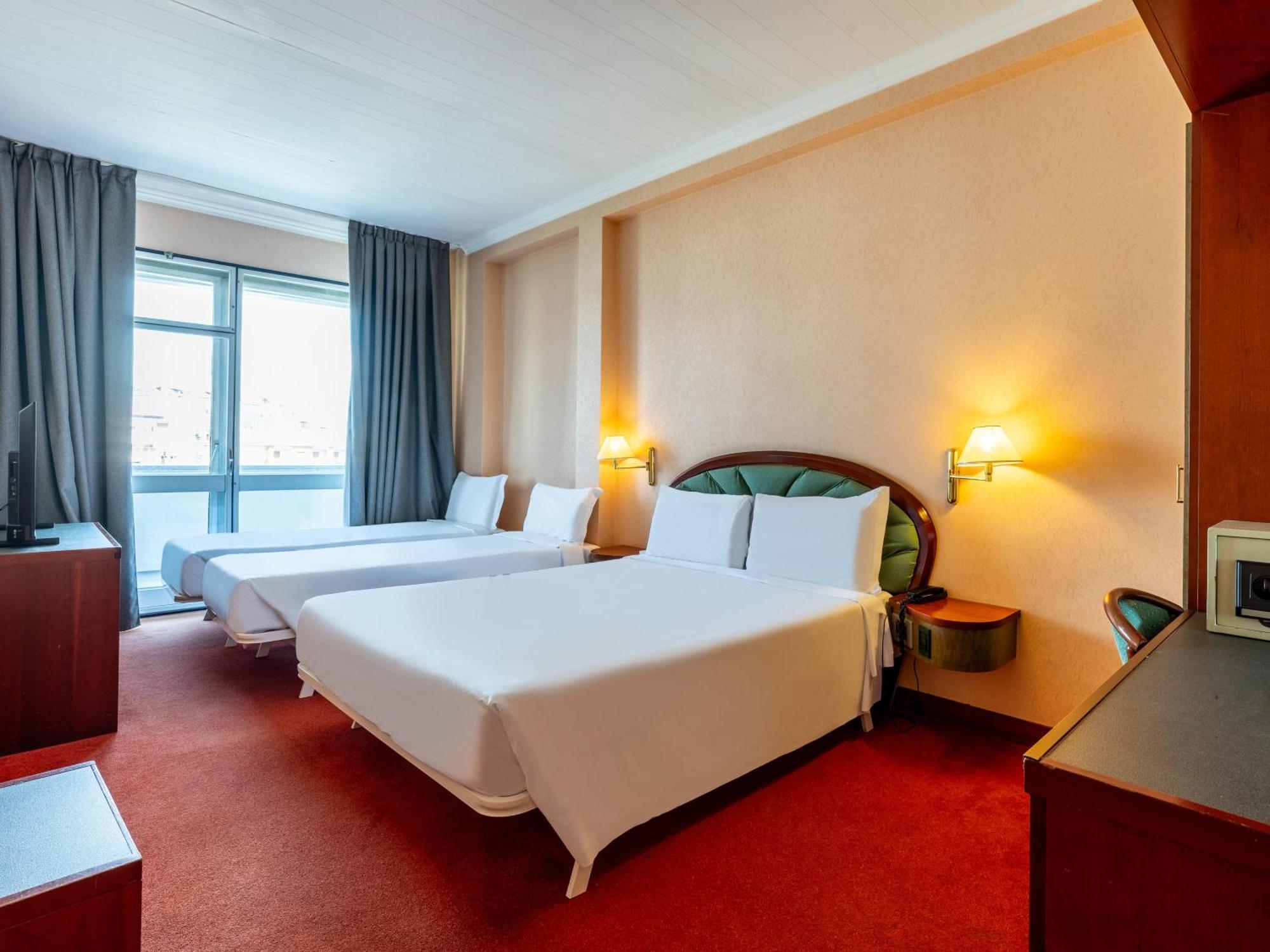 B&B Hotel 保尔格罗·托里尼斯 外观 照片