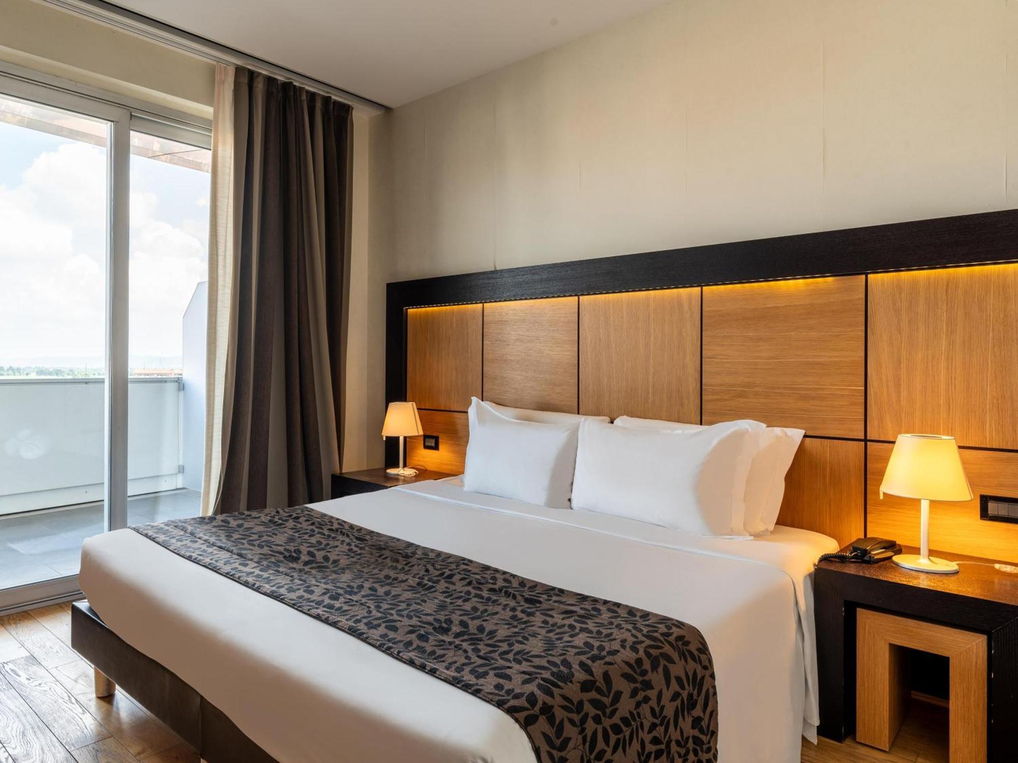 B&B Hotel 保尔格罗·托里尼斯 外观 照片