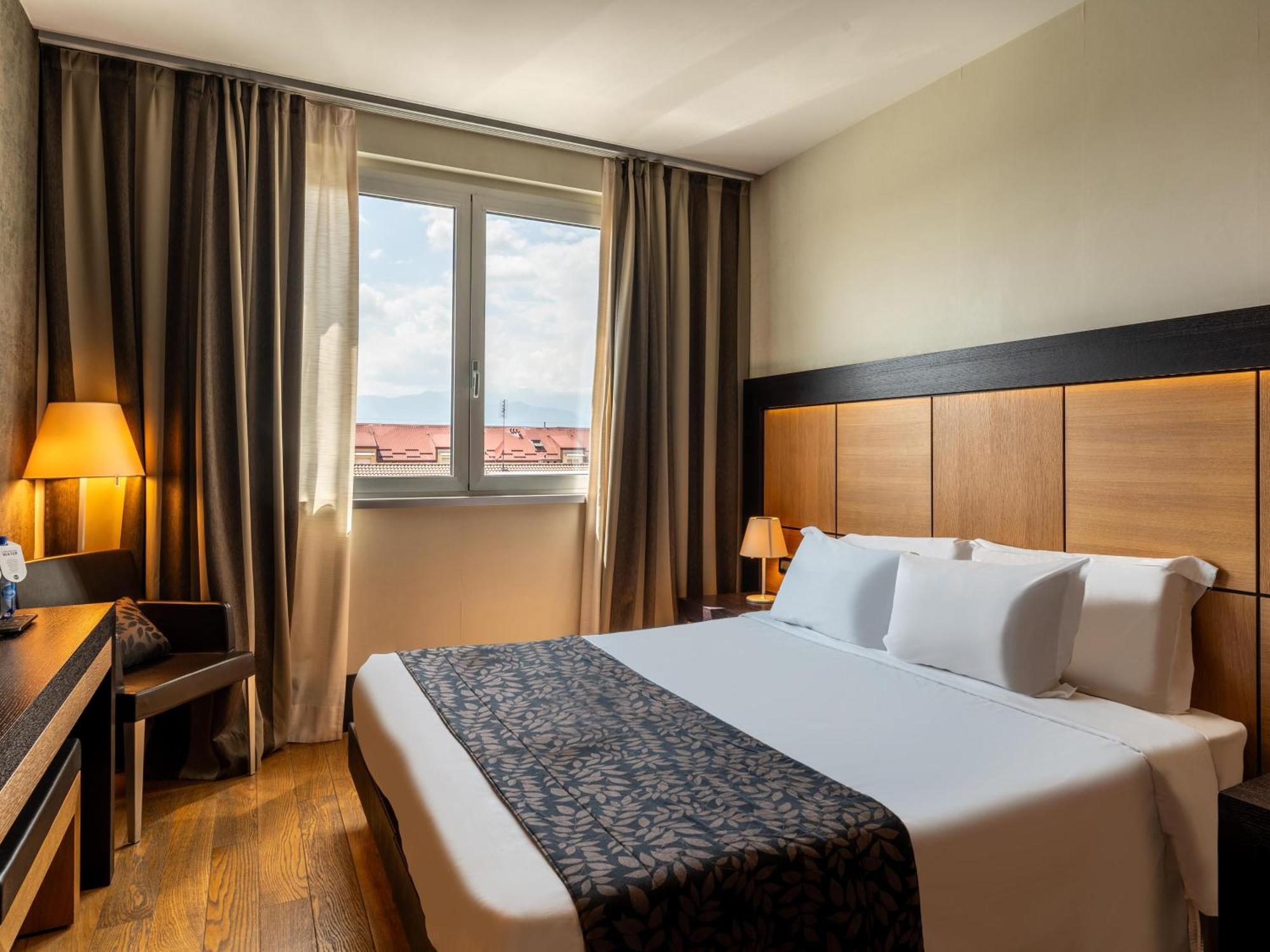 B&B Hotel 保尔格罗·托里尼斯 外观 照片